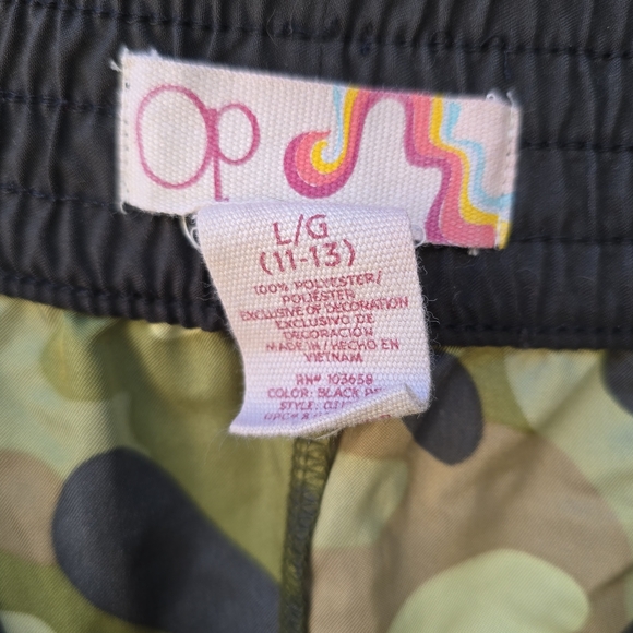 OP Camouflage Women's Athletic Shorts with Colorful Trim - Picture 7 of 9